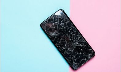 Dlaczego ekran w telefonie pęka? Znamy odpowiedź!