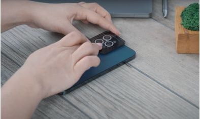 Ako nasadiť sklo na fotoaparát? Montáž hybridného a tvrdeného skla